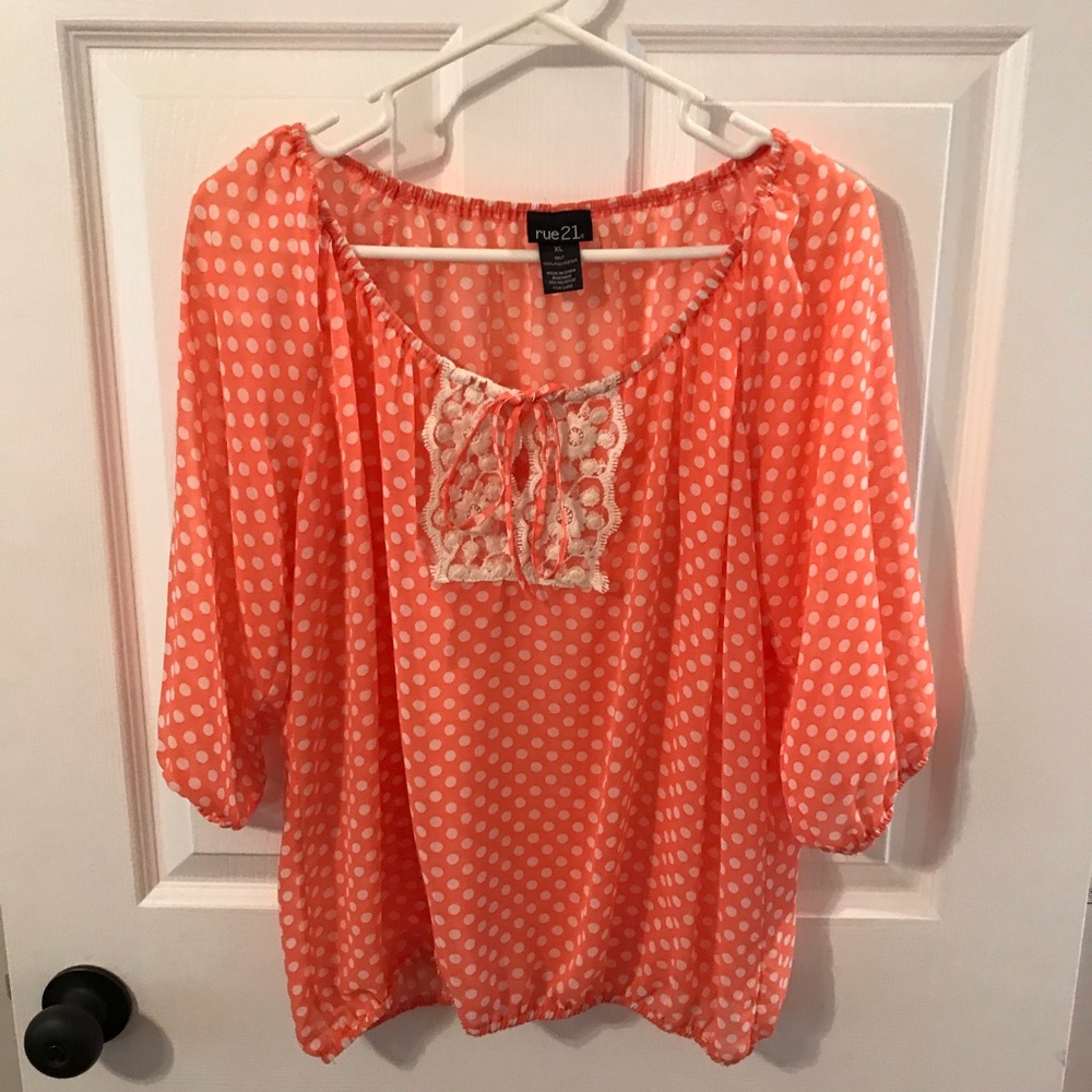 Rue 21 coral polka dot top. XL fits like a medium